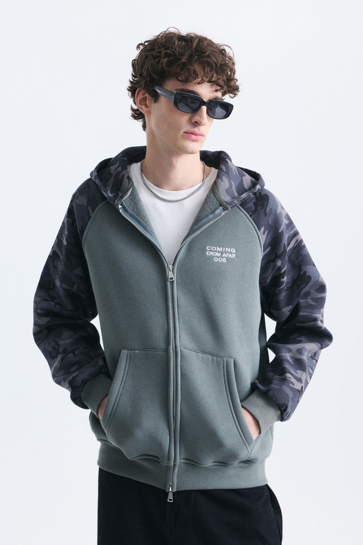 Kamuflaj Desenli Fermuarlı Sweatshirt