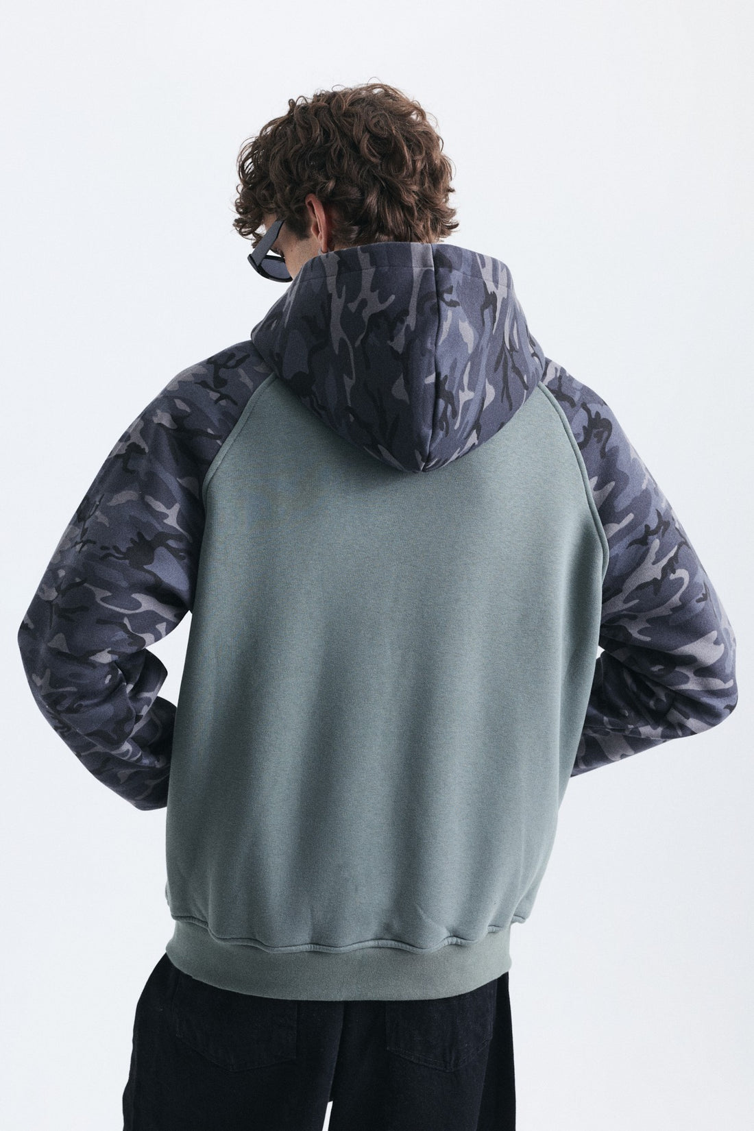 Kamuflaj Desenli Fermuarlı Sweatshirt