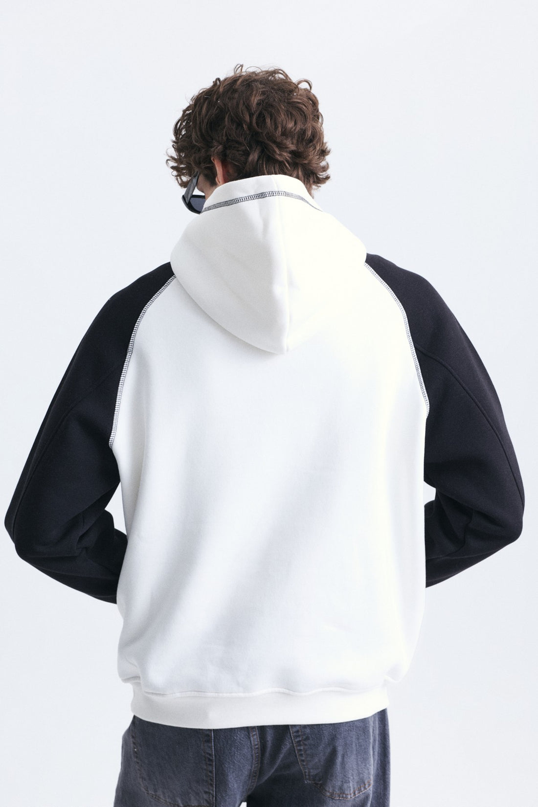 Renk Bloklu Kanguru Cepli Kapüşonlu Sweatshirt