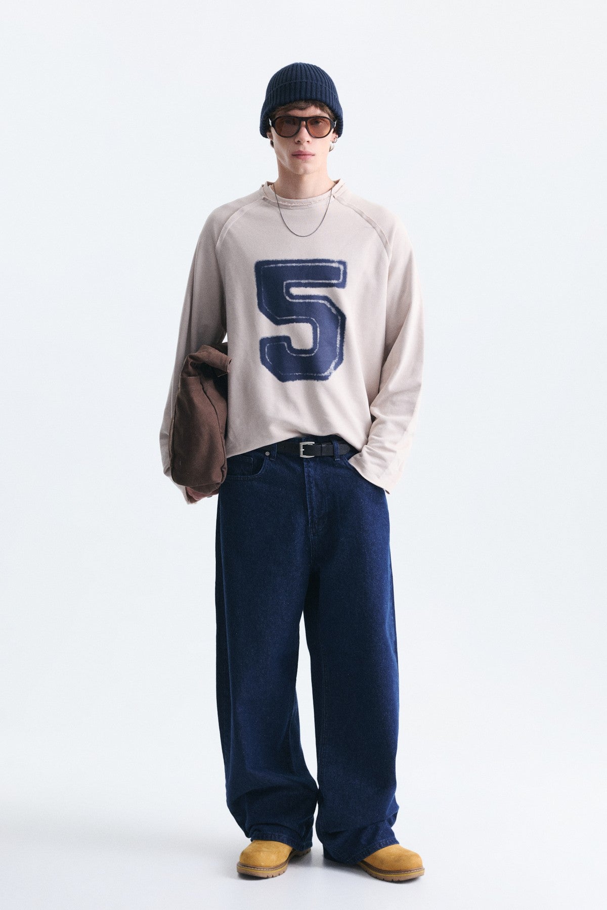 Oversize Rakam Baskılı Sweatshirt
