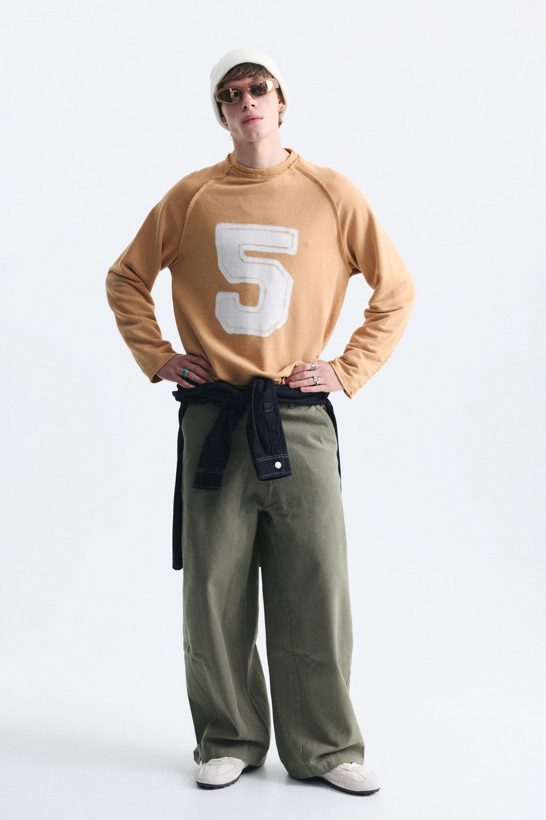 Oversize Rakam Baskılı Sweatshirt