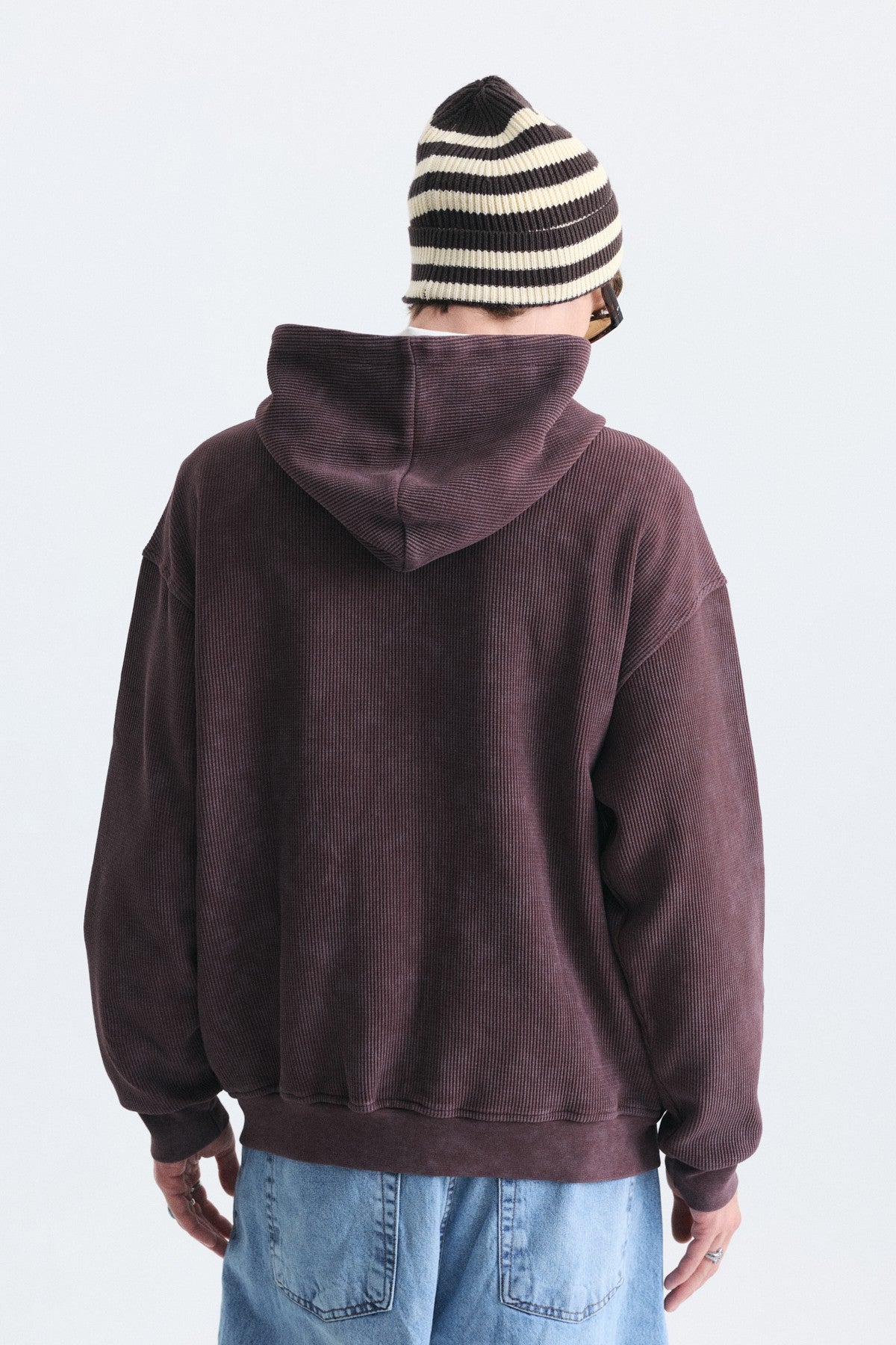 Dokulu Fermuarlı Kapüşonlu Sweatshirt