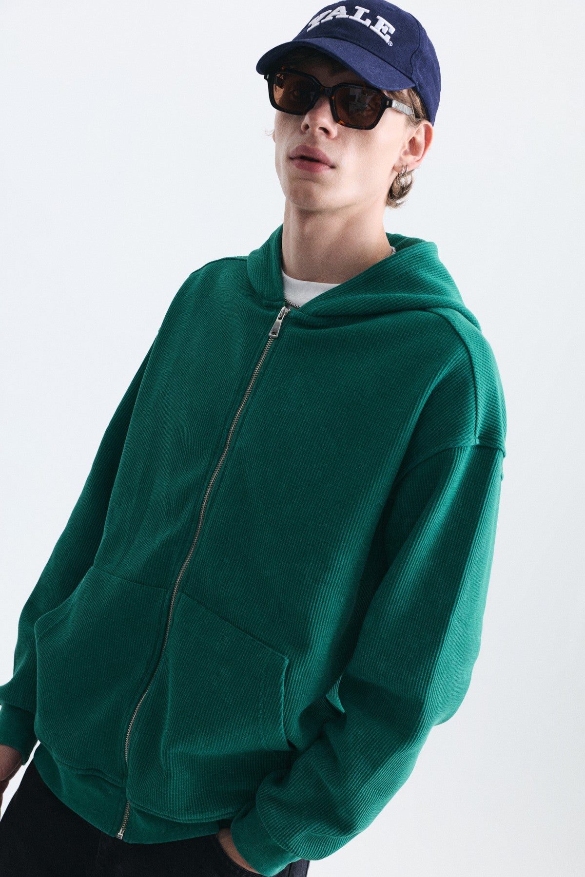 Dokulu Fermuarlı Kapüşonlu Sweatshirt