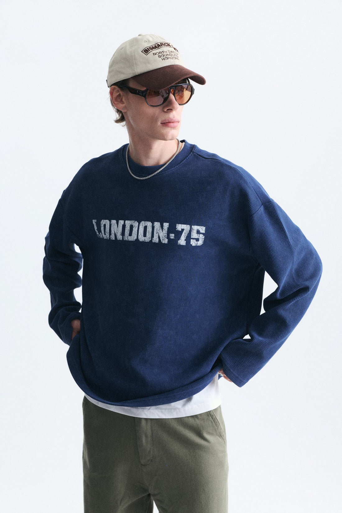 Dokulu London Baskılı Sweatshirt