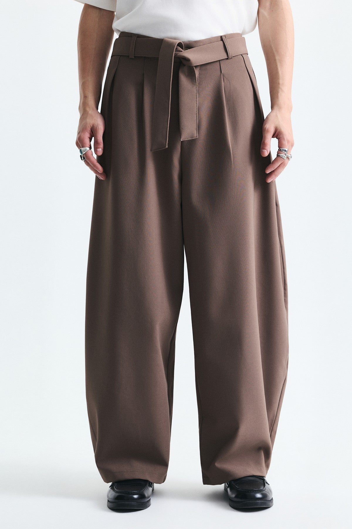 Barrel Fit Tailored Fit Kemerli Pantolon