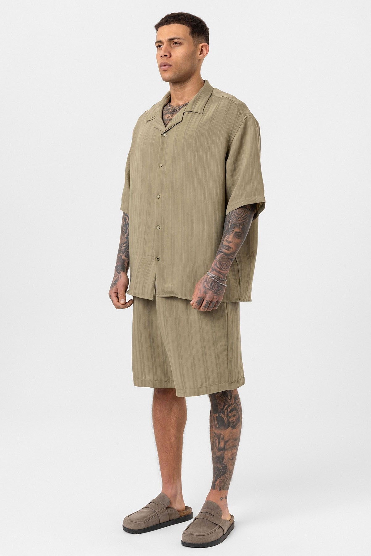 Oversize Modal Kumaş Şort Gömlek Takım