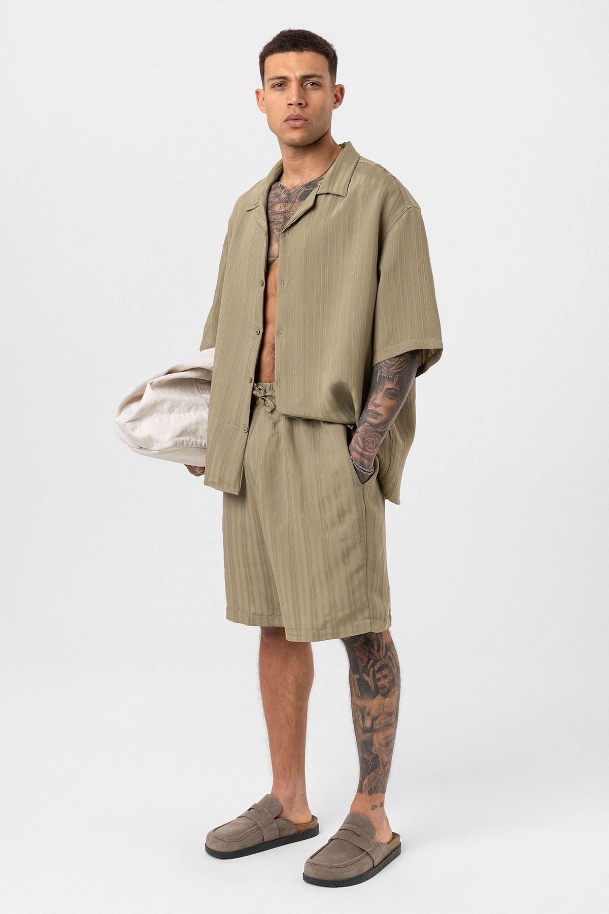 Oversize Modal Kumaş Şort Gömlek Takım