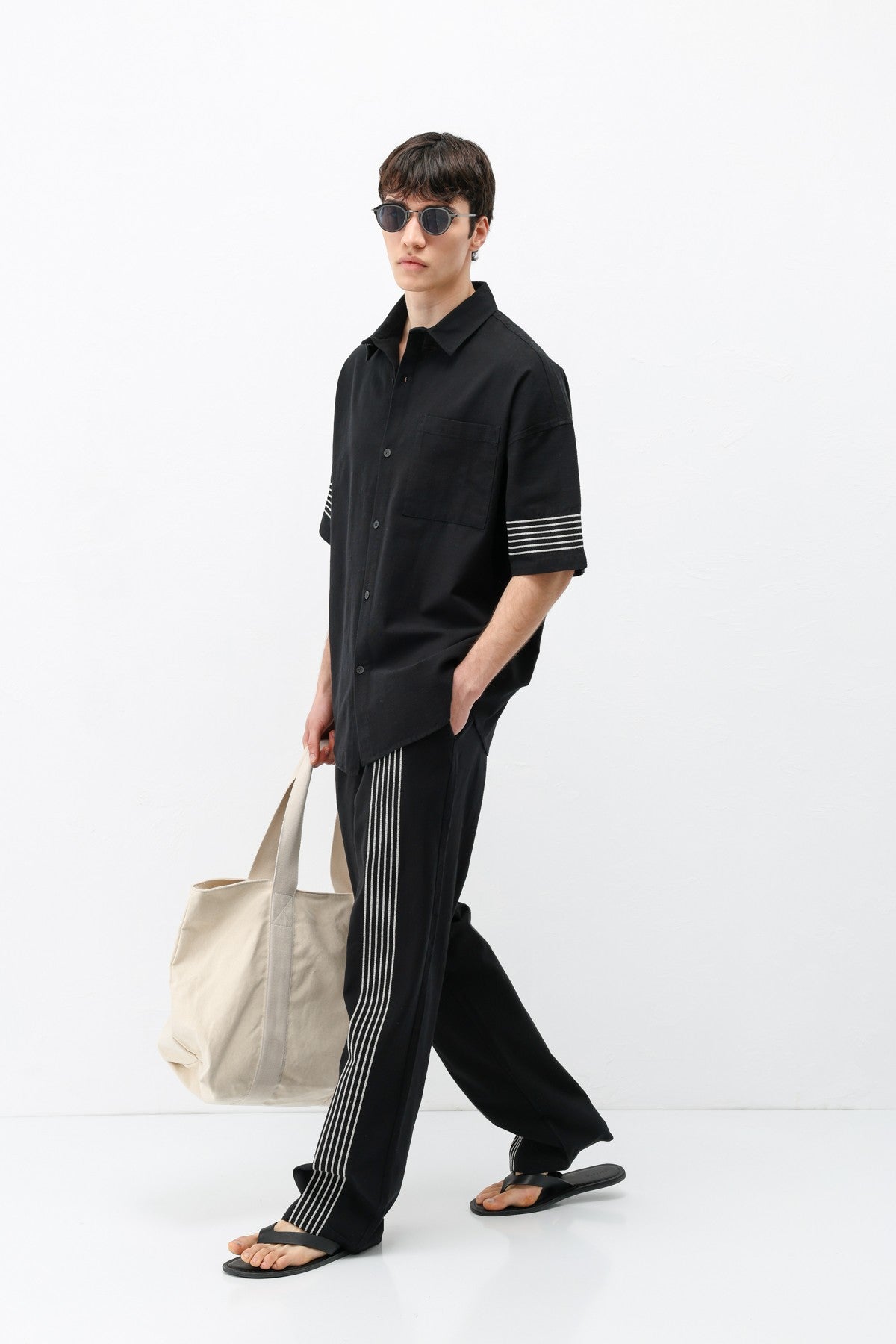 Oversize Çizgi Detaylı Keten Alt Üst Takım