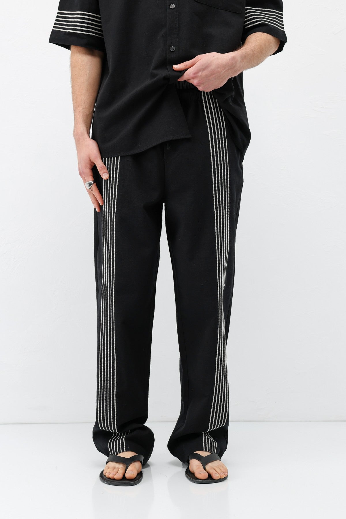 Oversize Çizgi Detaylı Keten Alt Üst Takım