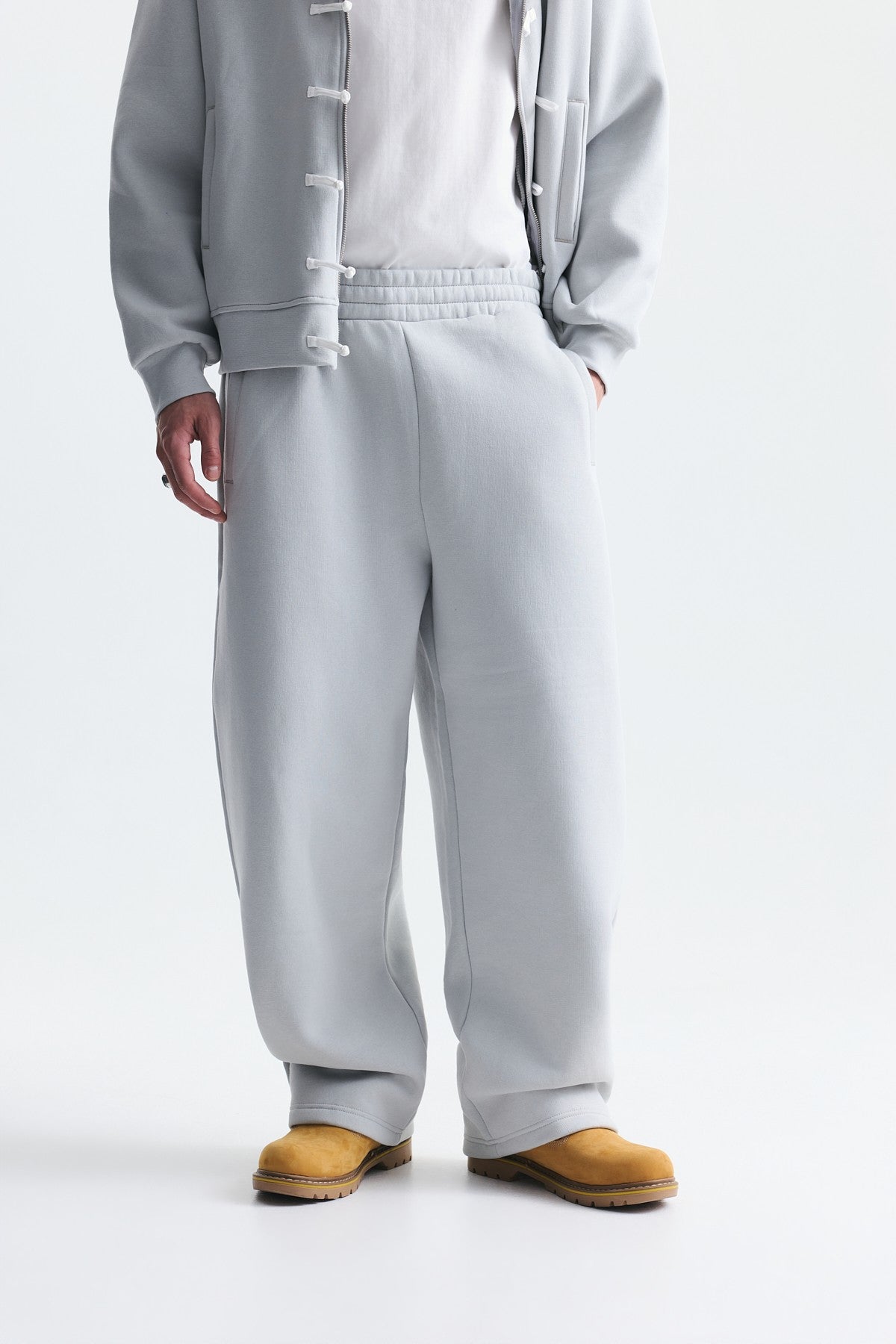 Süslü Düğme Sweatshirt ve Barrel Fit Eşofman Takım