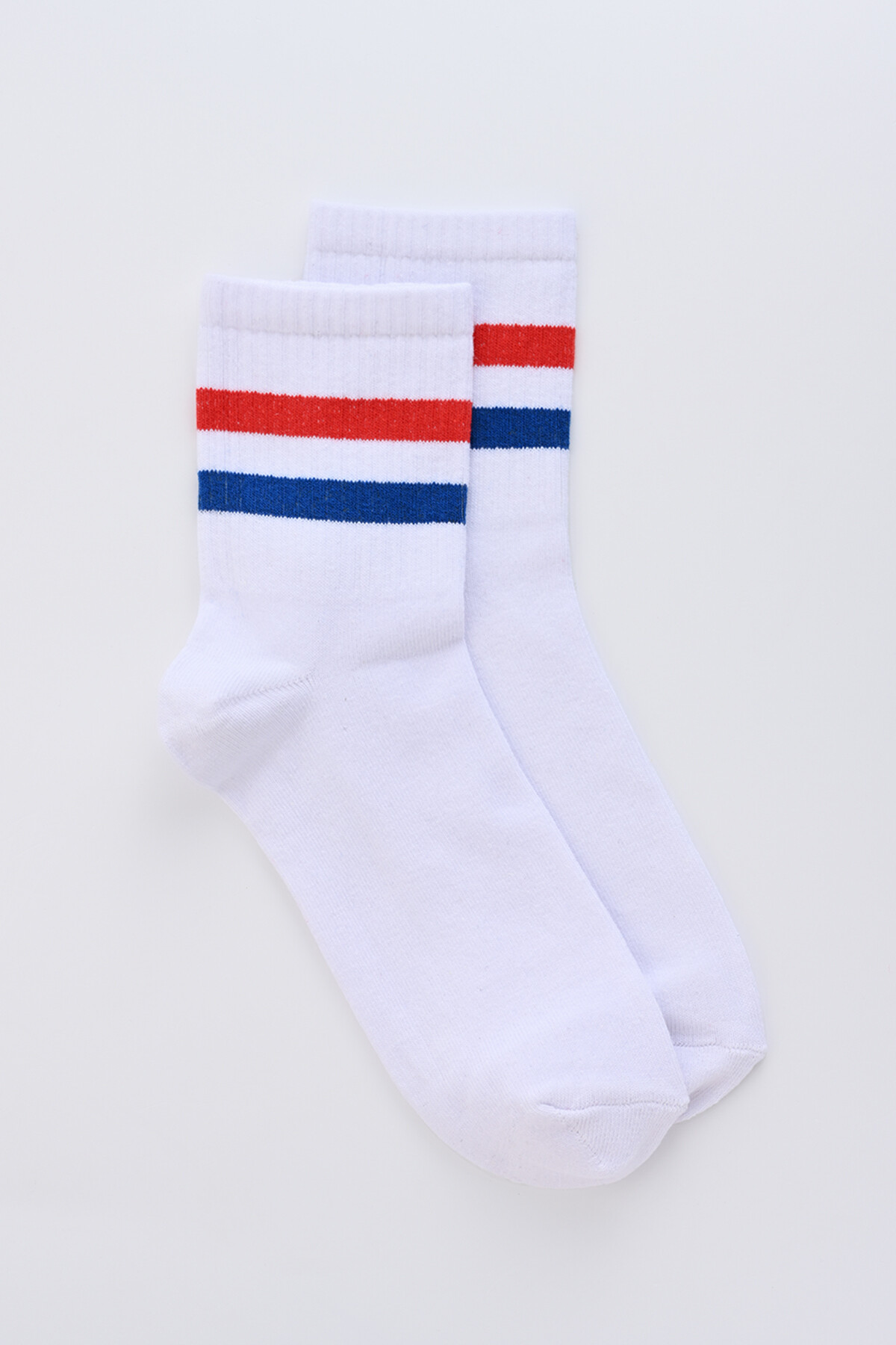 Kırmızı Mavi Şeritli Beyaz Socket Çorap