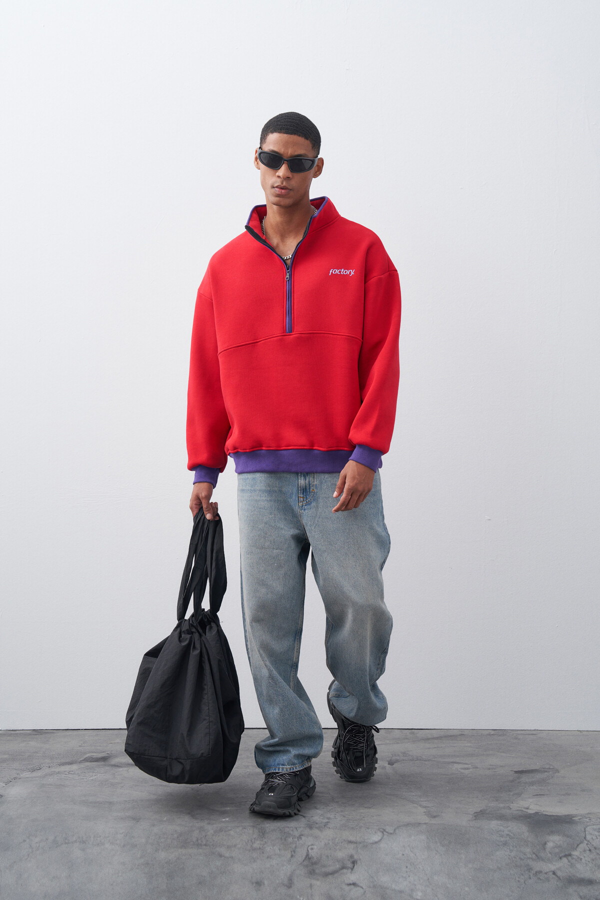 Kırmızı Yarım Fermuarlı Yazı Detaylı Oversize Sweatshirt