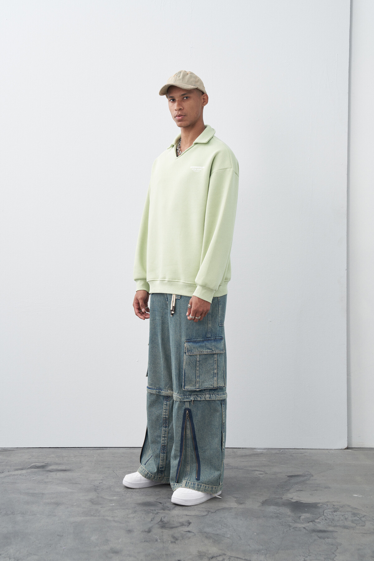 Mint Yaka Detaylı Oversize Sweatshirt