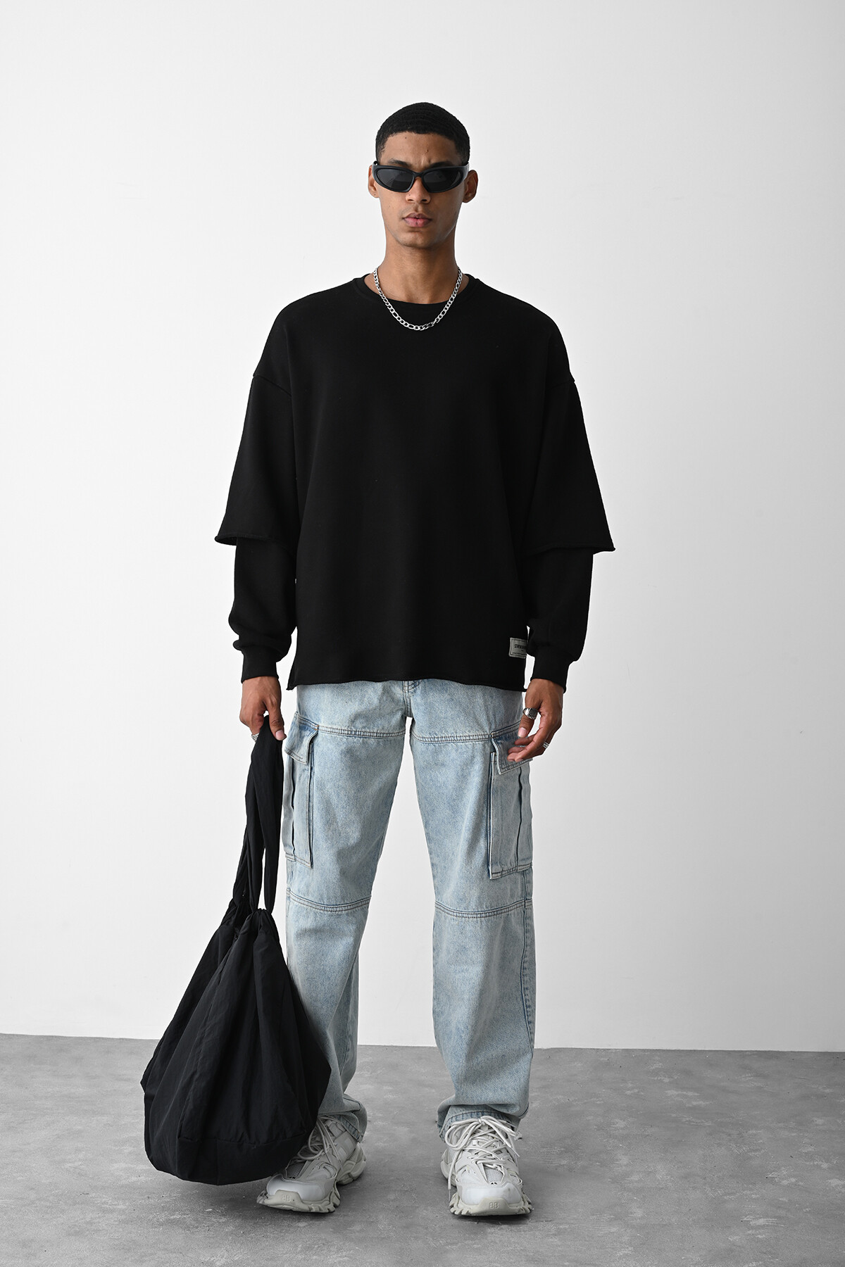 Siyah Kol Detaylı Oversize Sweatshirt