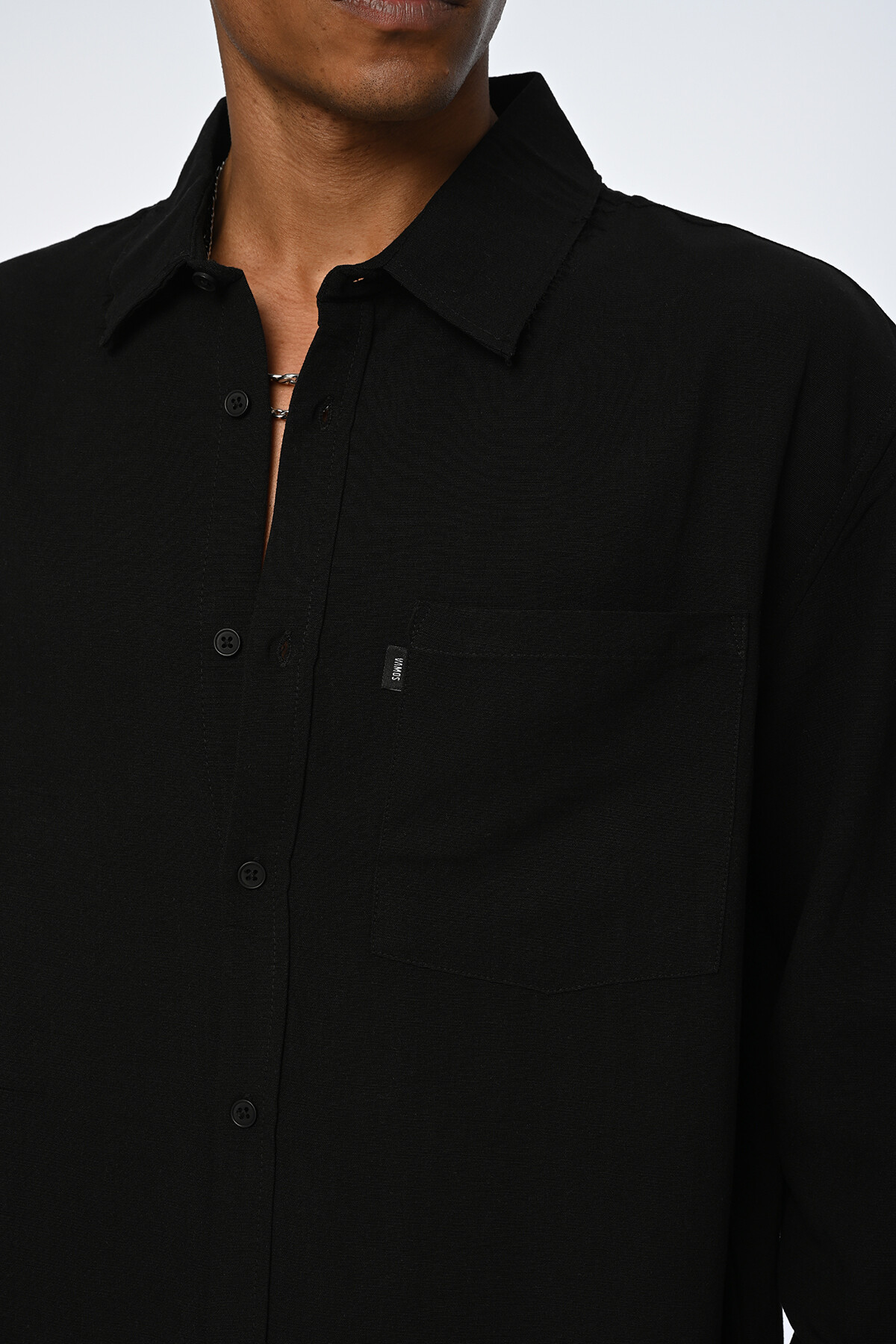 Siyah Uzunkollu Cepli Gömlek