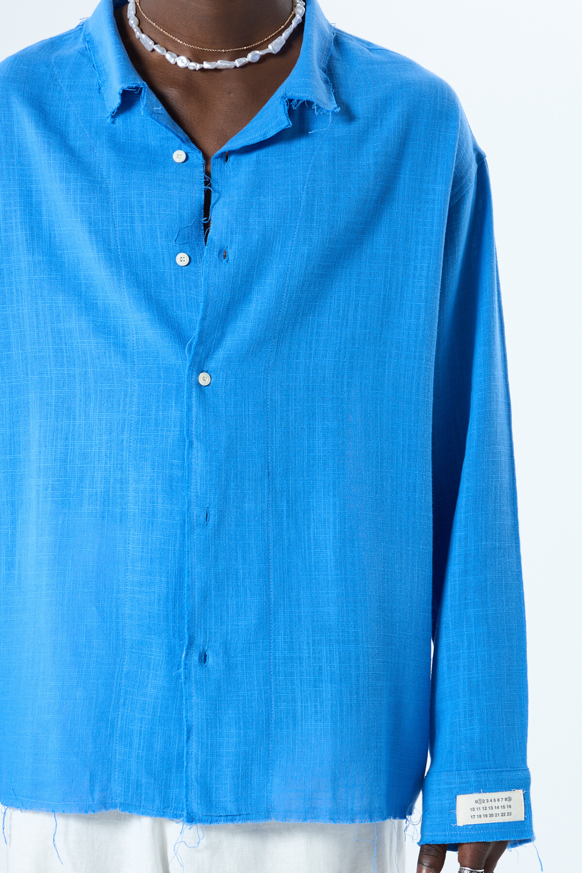 Etiket Detaylı Uzun Kol Oversıze Keten Gömlek Mavi