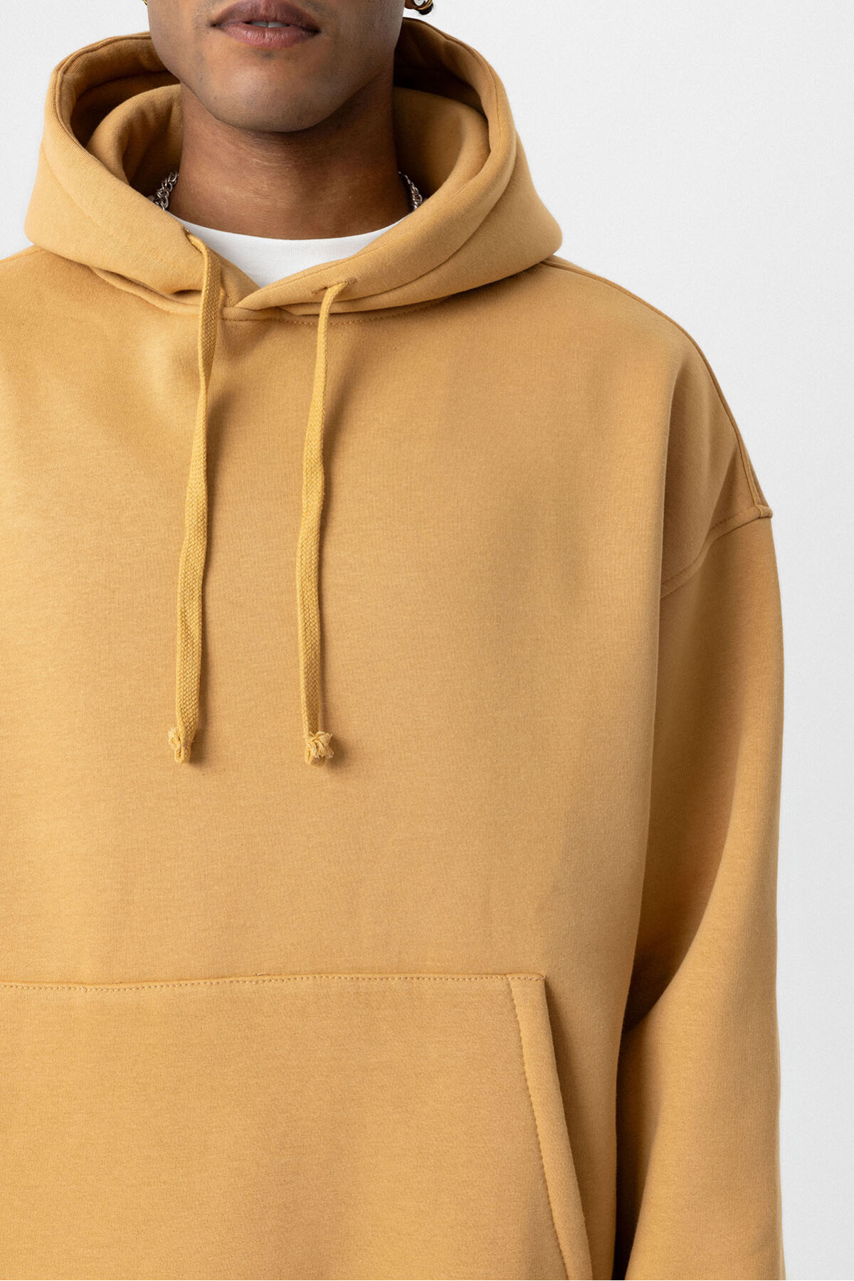 BASIC OVERSIZE KAPÜŞONLU CEP DETAYLI SWEATSHIRT CAMEL