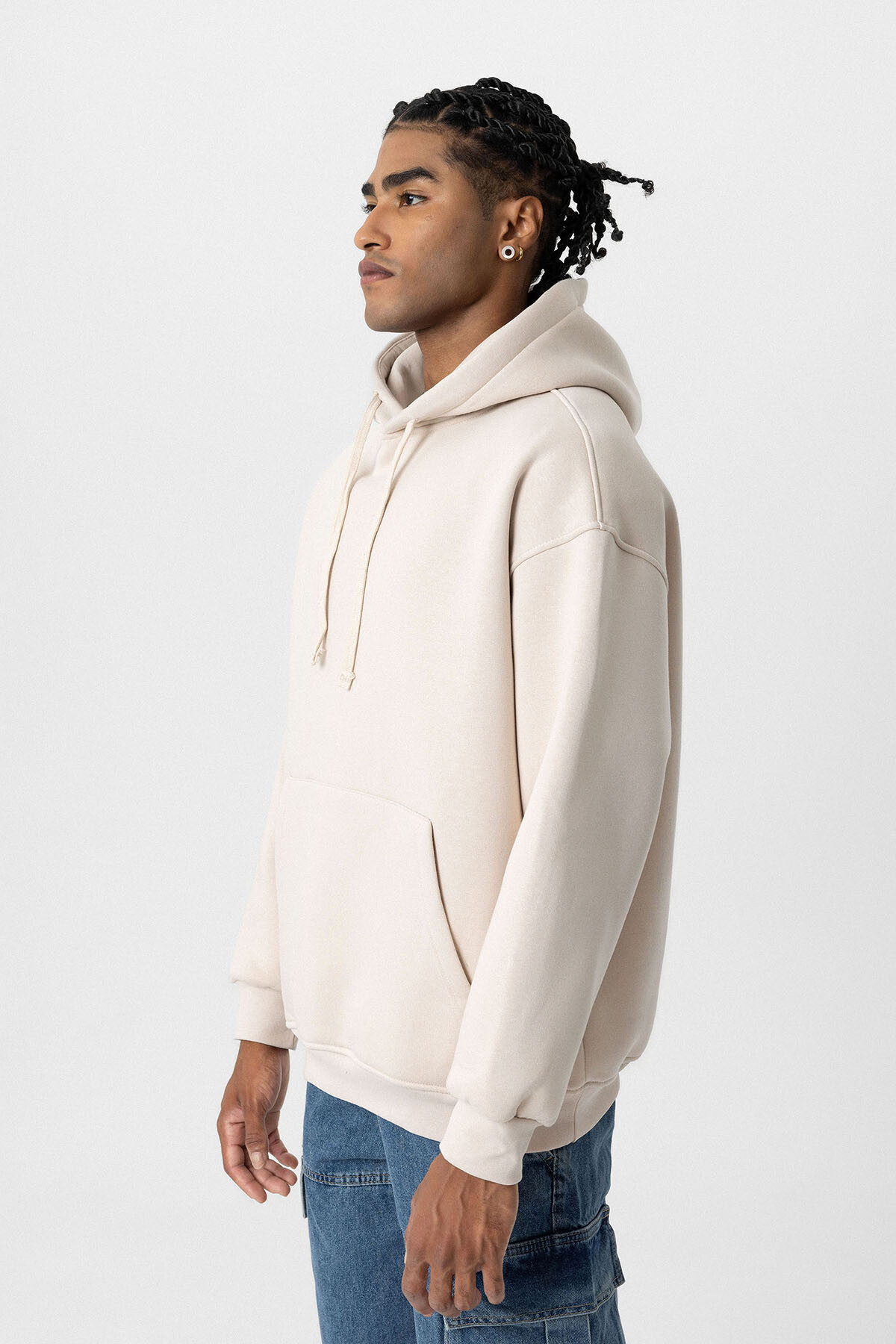 BASIC OVERSIZE KAPÜŞONLU CEP DETAYLI SWEATSHIRT TAŞ