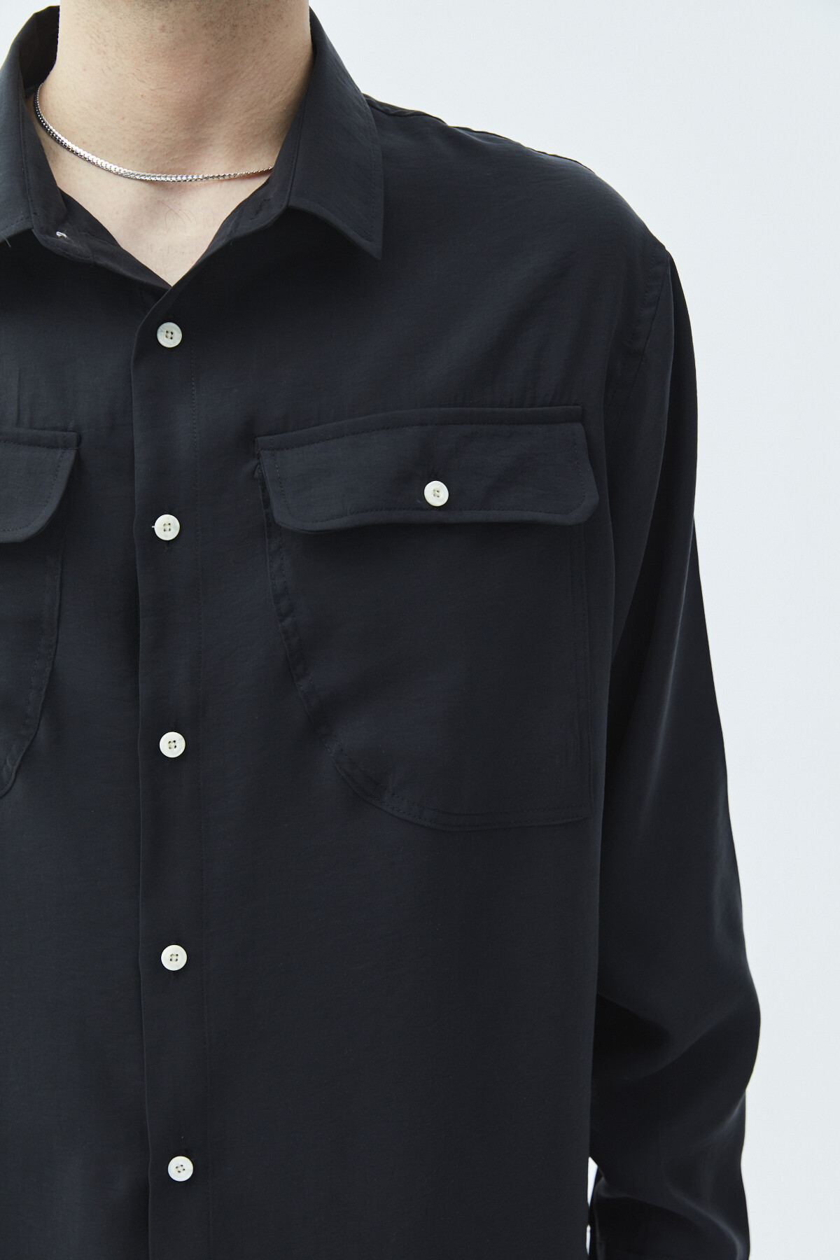 Çift Cep Detaylı  Uzun Kol Modal Kumaş  Gömlek Siyah