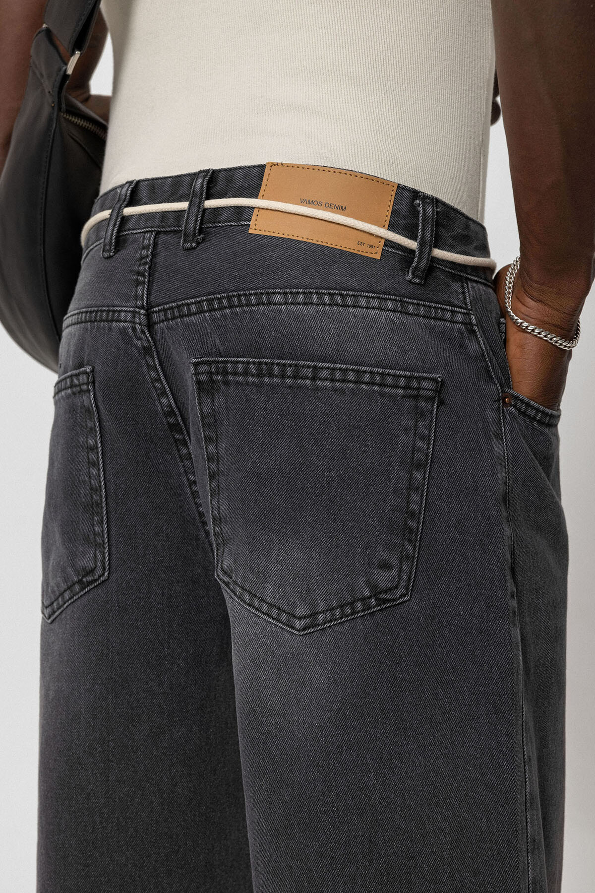 Gri Balloon Fit Jeans