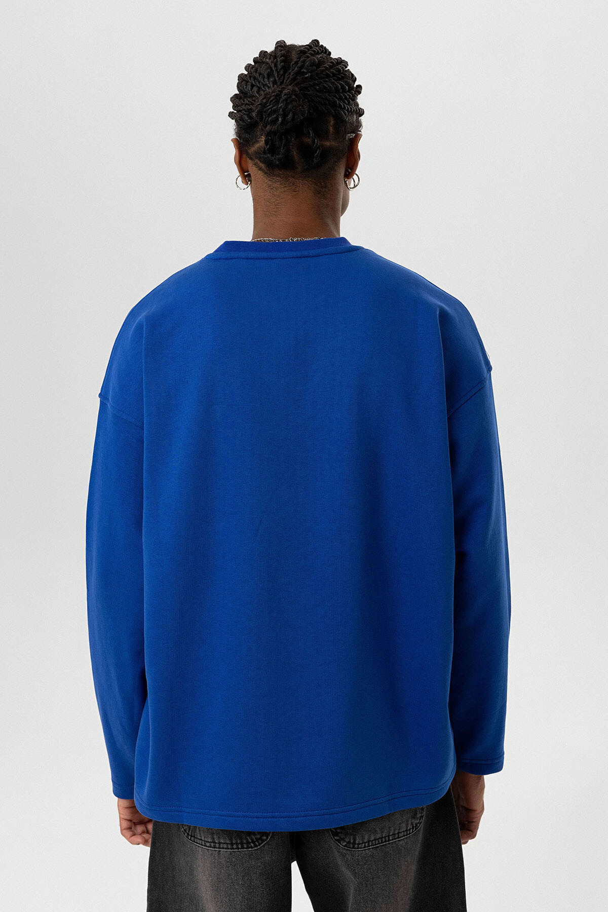 CEP DETAYLI OVERSIZE SWEATSHIRT SAKS