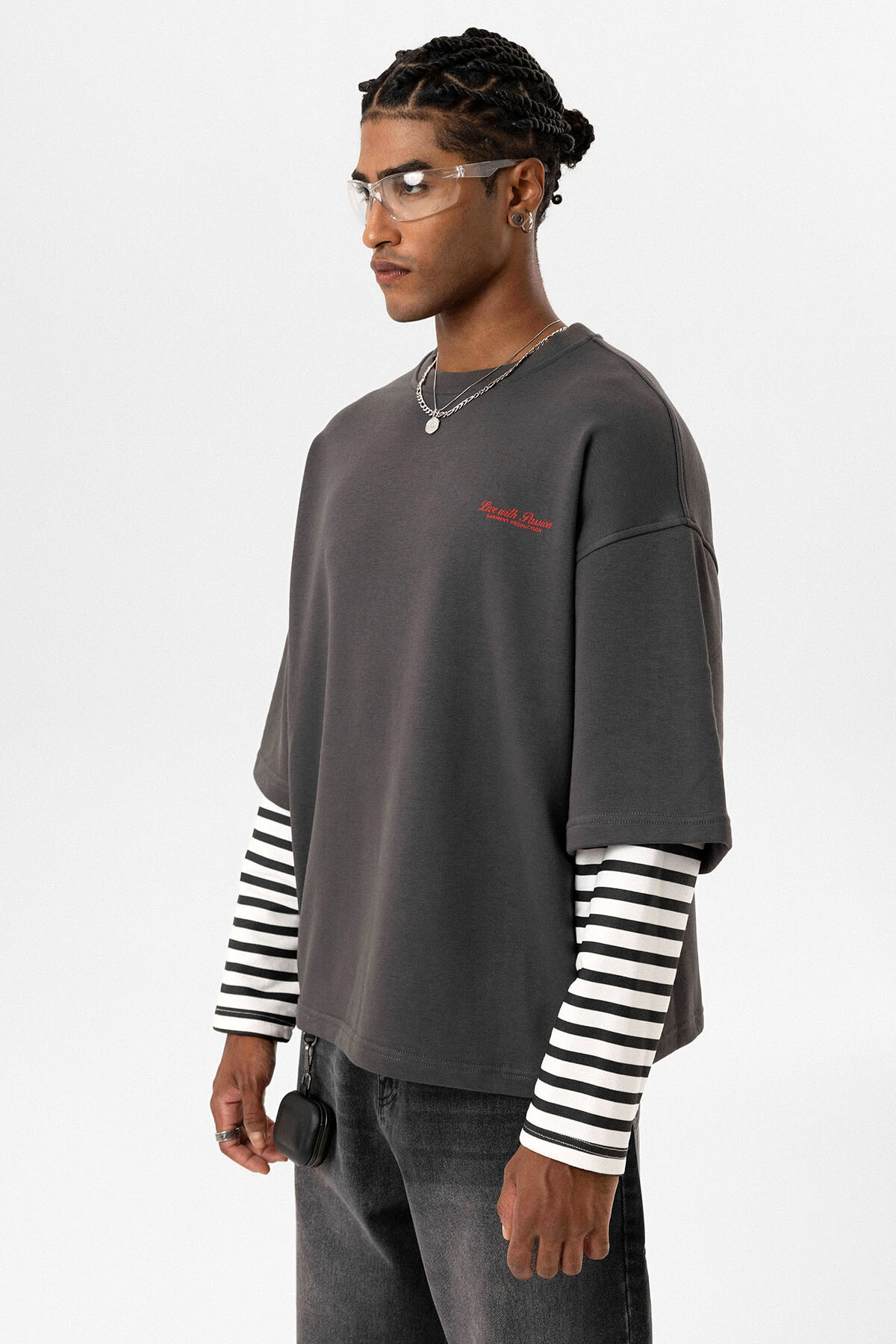 ÇİFT KOL DETAYLI BASKILI OVERSIZE SWEATSHIRT FÜME